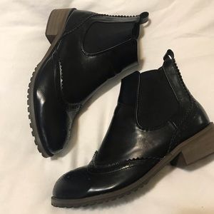 Oxford Chelsea Booties